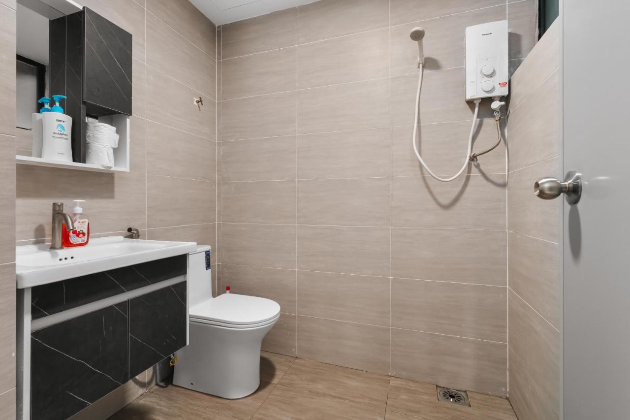 Bukit Bintang Times Sq With 3 Bedroom 74 Apartment